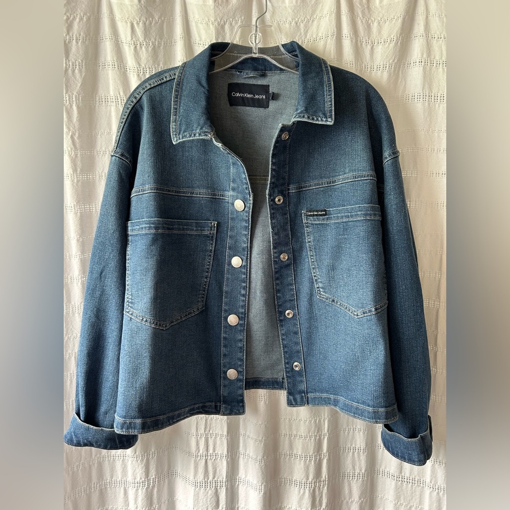 Calvin Klein Cropped Jean Jacket Coat Medium Wash Relaxed Stretch Casual Fall 🍂